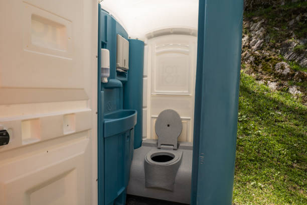 Best Portable toilet rental cost  in Whitehouse, OH